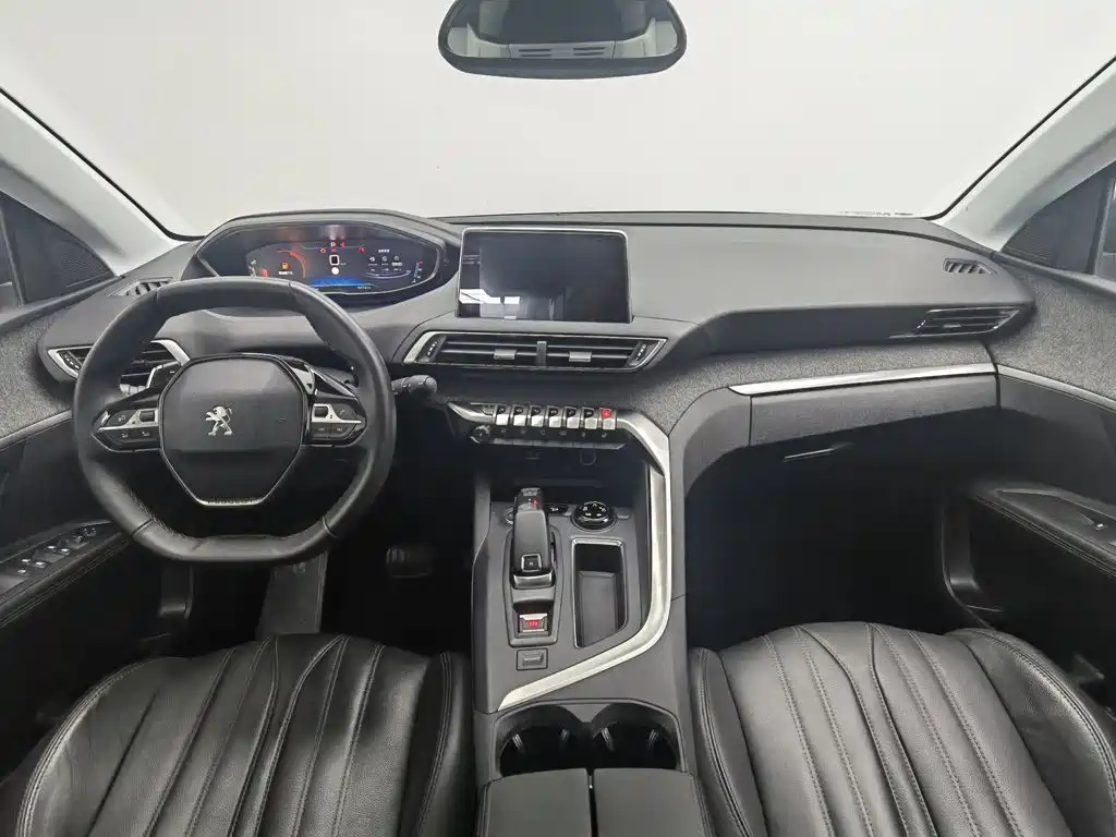 Peugeot 5008 — миниатюра 5
