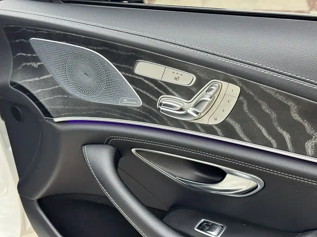 Mercedes-Benz CLS — миниатюра 26