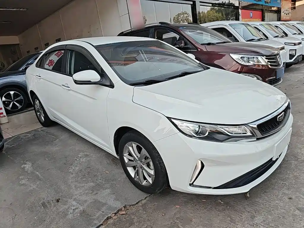 Geely Emgrand GL — миниатюра 4
