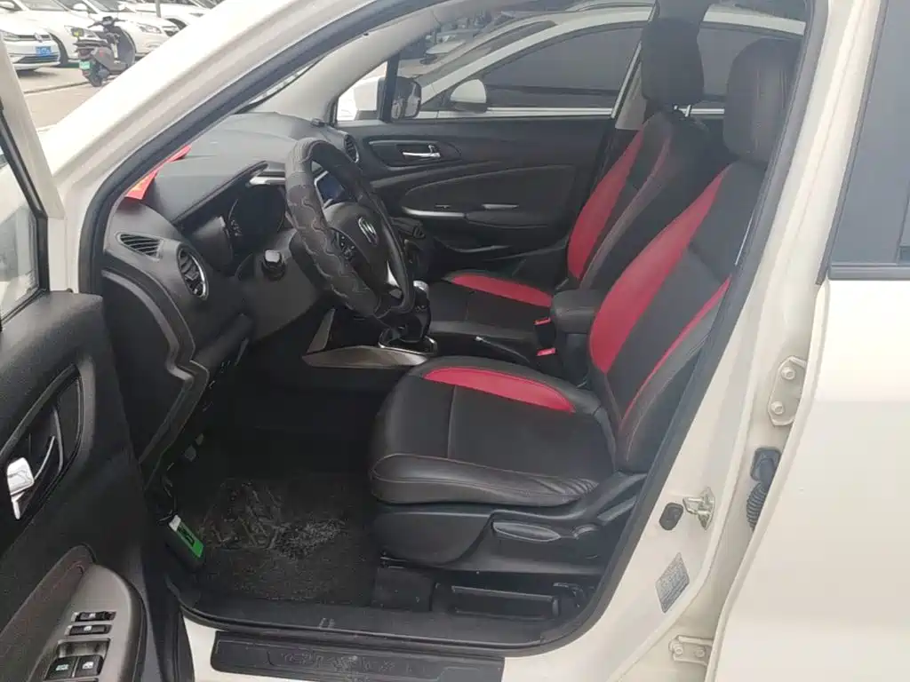 Changan CS15 — миниатюра 15