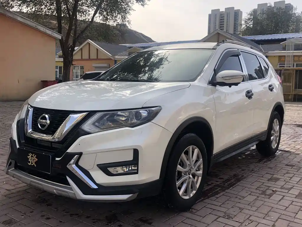 Nissan X-Trail — миниатюра 3