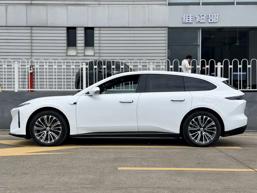 NIO ET5T — миниатюра 4