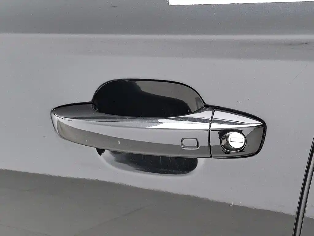 Audi A6L — миниатюра 18