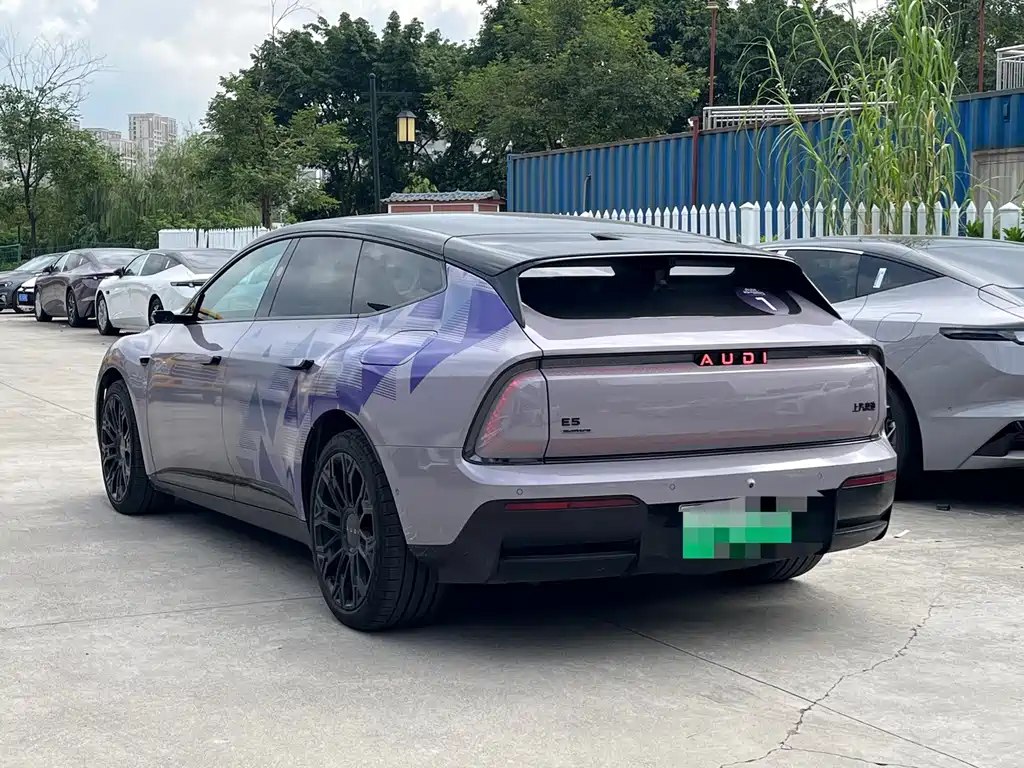 Audi E5 Sportback — миниатюра 9