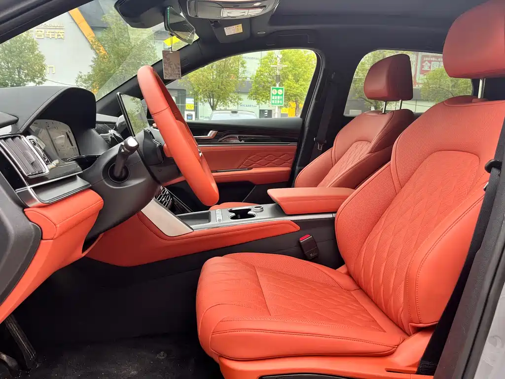 BYD Tang New Energy — миниатюра 5