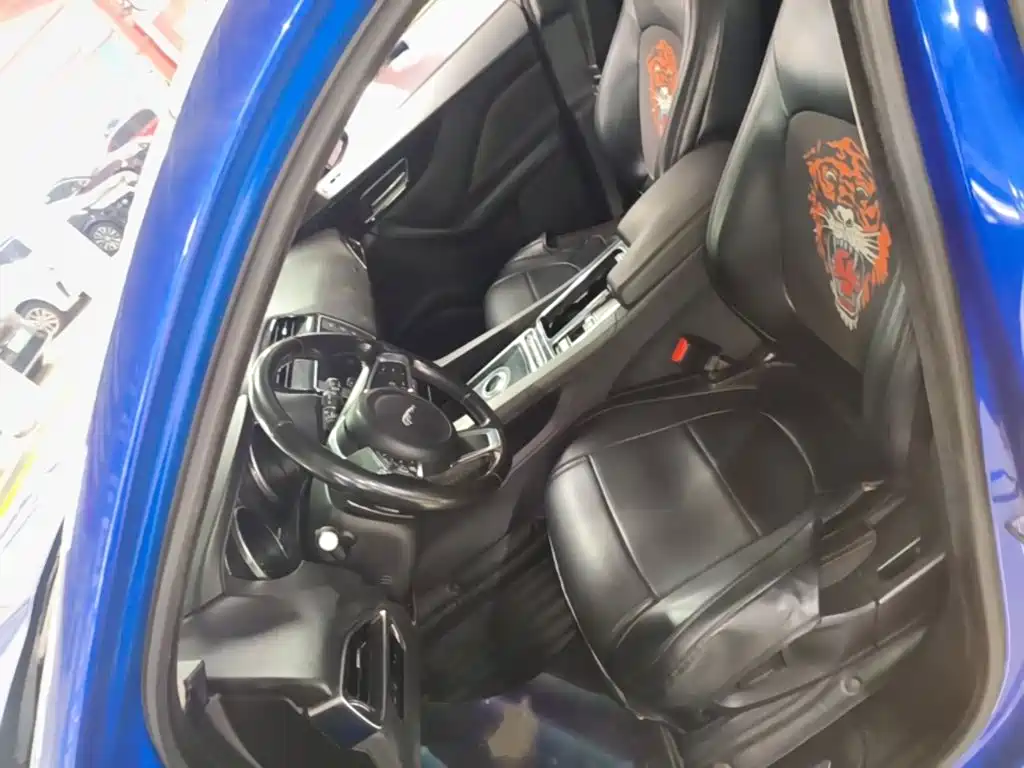 Jaguar F-PACE — миниатюра 15