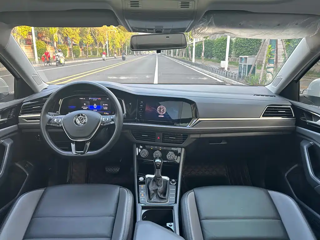Volkswagen Sagitar — миниатюра 5