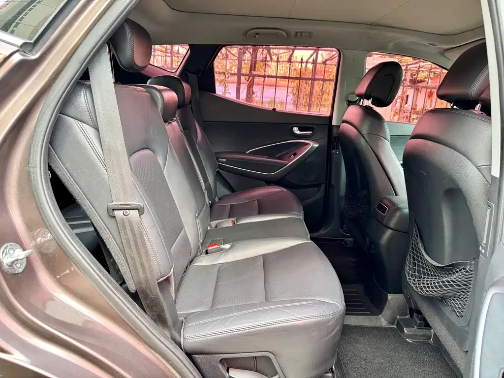 Hyundai Santa Fe — миниатюра 20