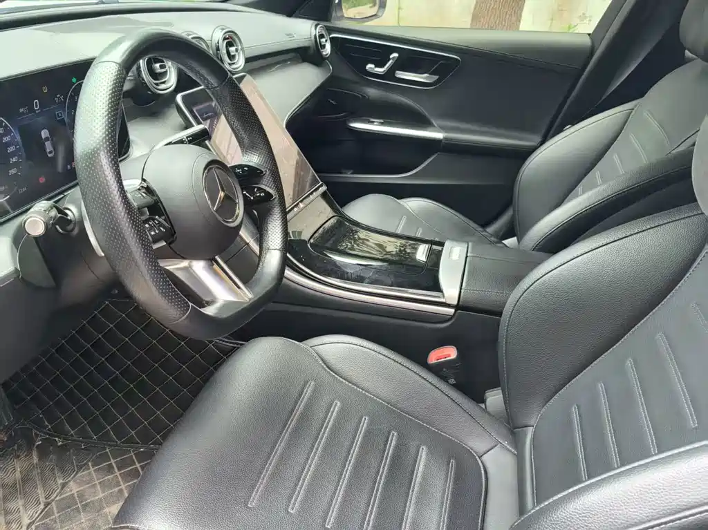 Mercedes-Benz C-Class — миниатюра 5
