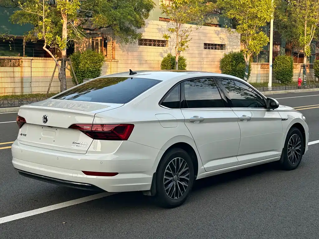 Volkswagen Sagitar — миниатюра 9