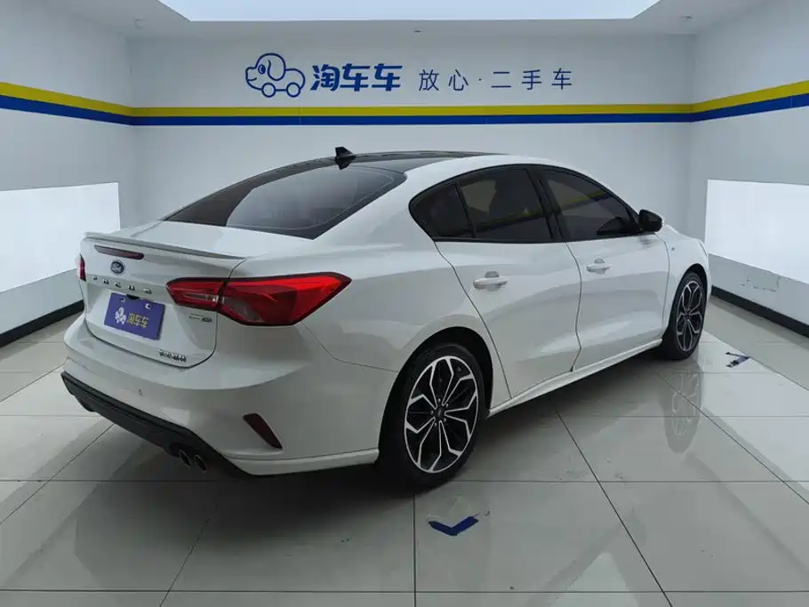 Ford Focus — миниатюра 3