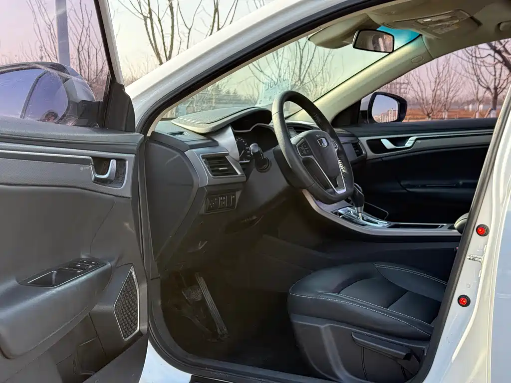 GEELY AUTOMOBILE EMGRAND GL