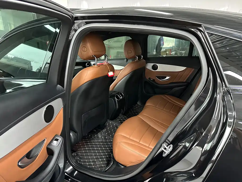Mercedes-Benz GLC 2022 GLC 260 4MATIC SUV