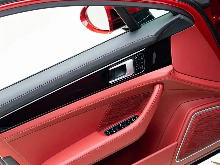 Porsche Panamera — миниатюра 13