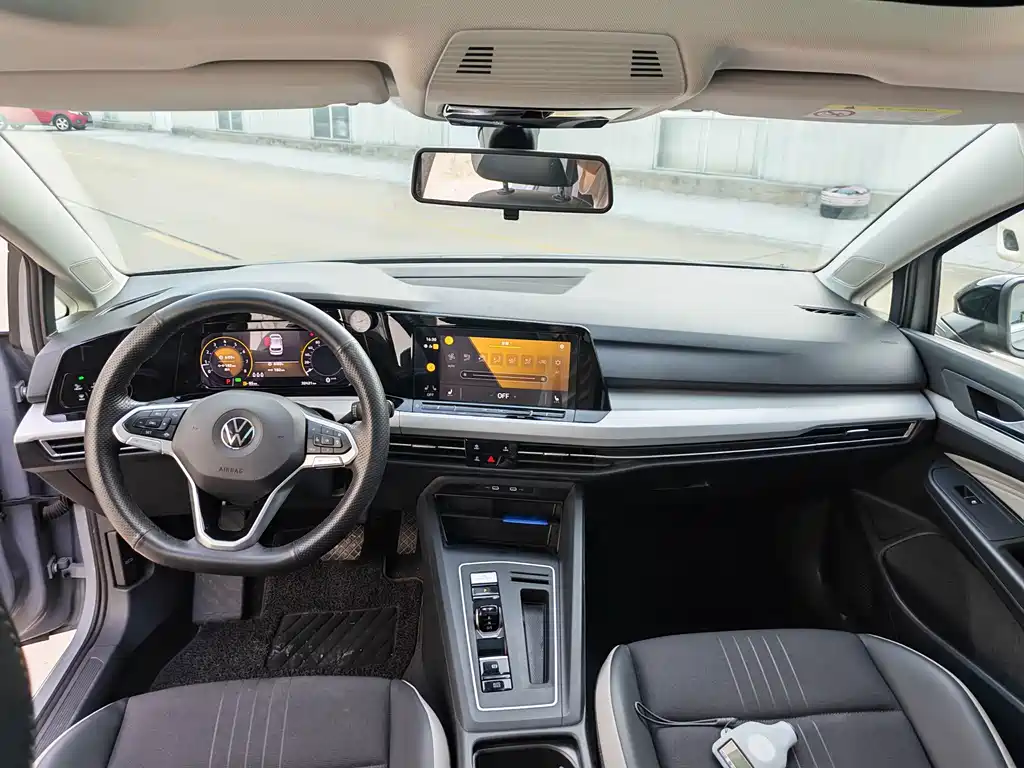 Volkswagen Golf — миниатюра 3