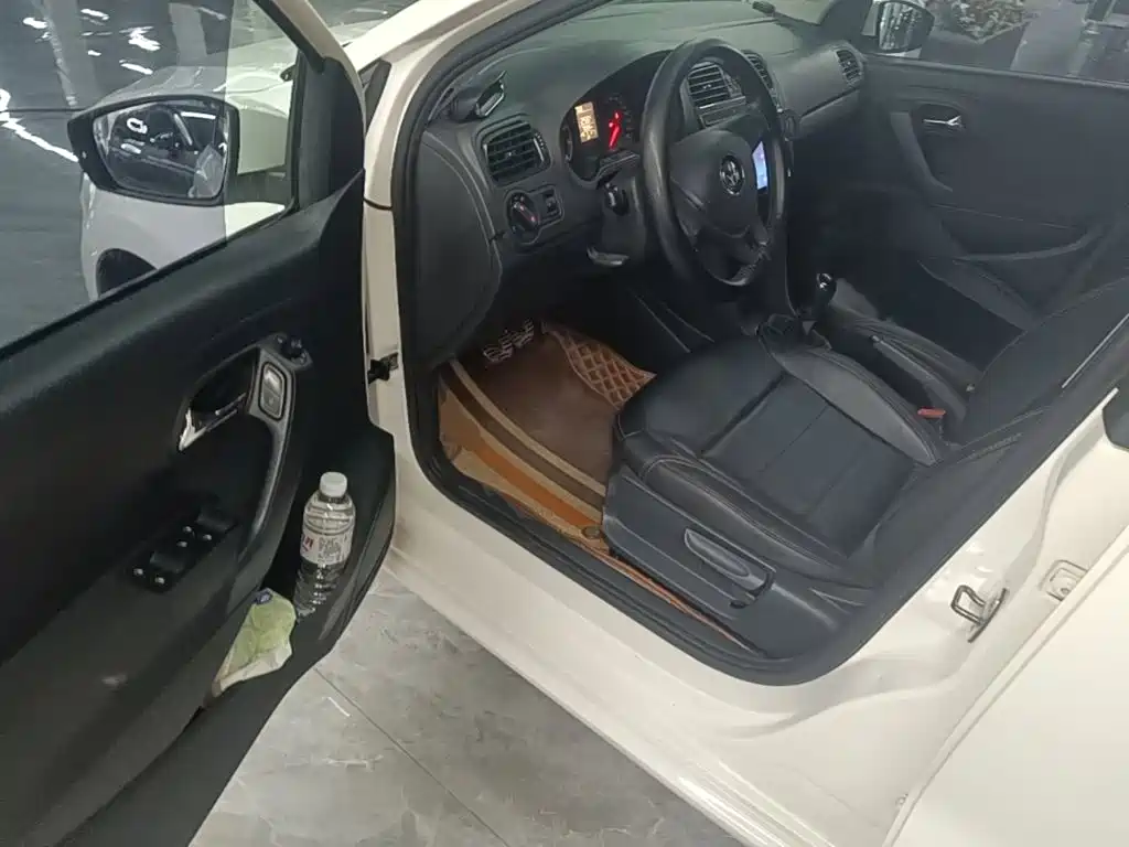 Volkswagen Polo — миниатюра 16