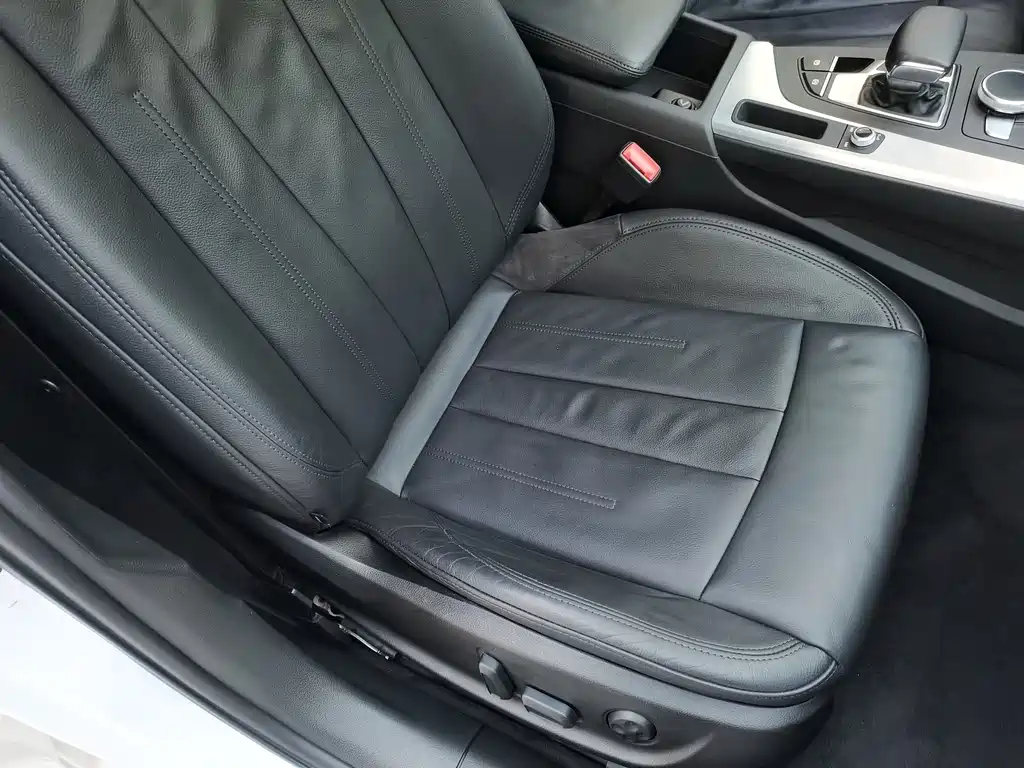 Audi A4L — миниатюра 9
