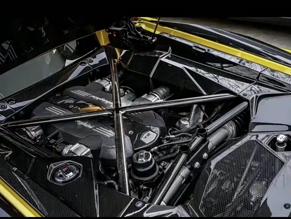 Lamborghini Aventador — миниатюра 5