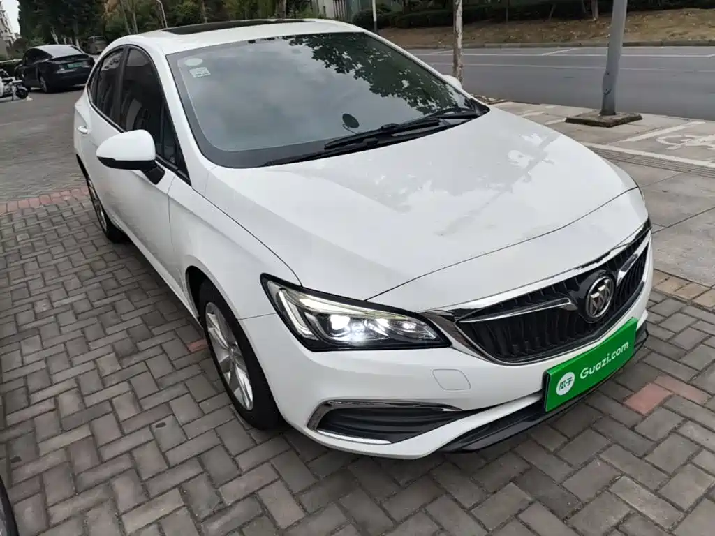 Buick Verano — миниатюра 4