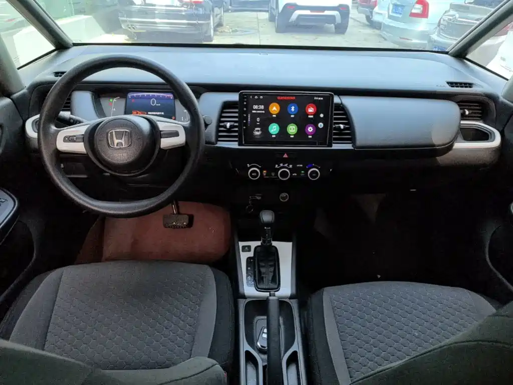 Honda Fit — миниатюра 10