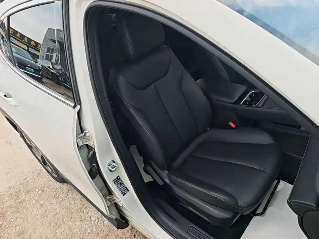 Baojun Yunhai — миниатюра 25