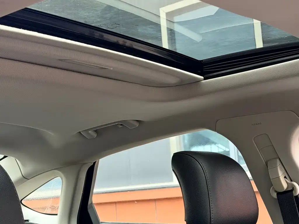 Ford Mondeo — миниатюра 21