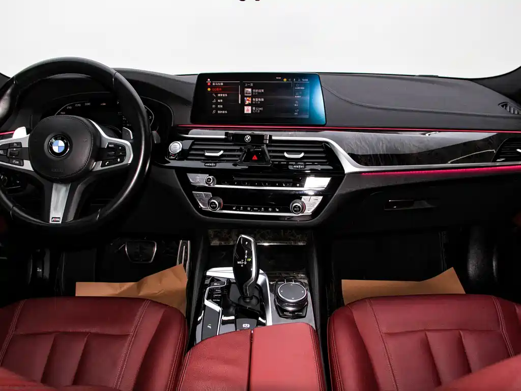 BMW 5 Series — миниатюра 15