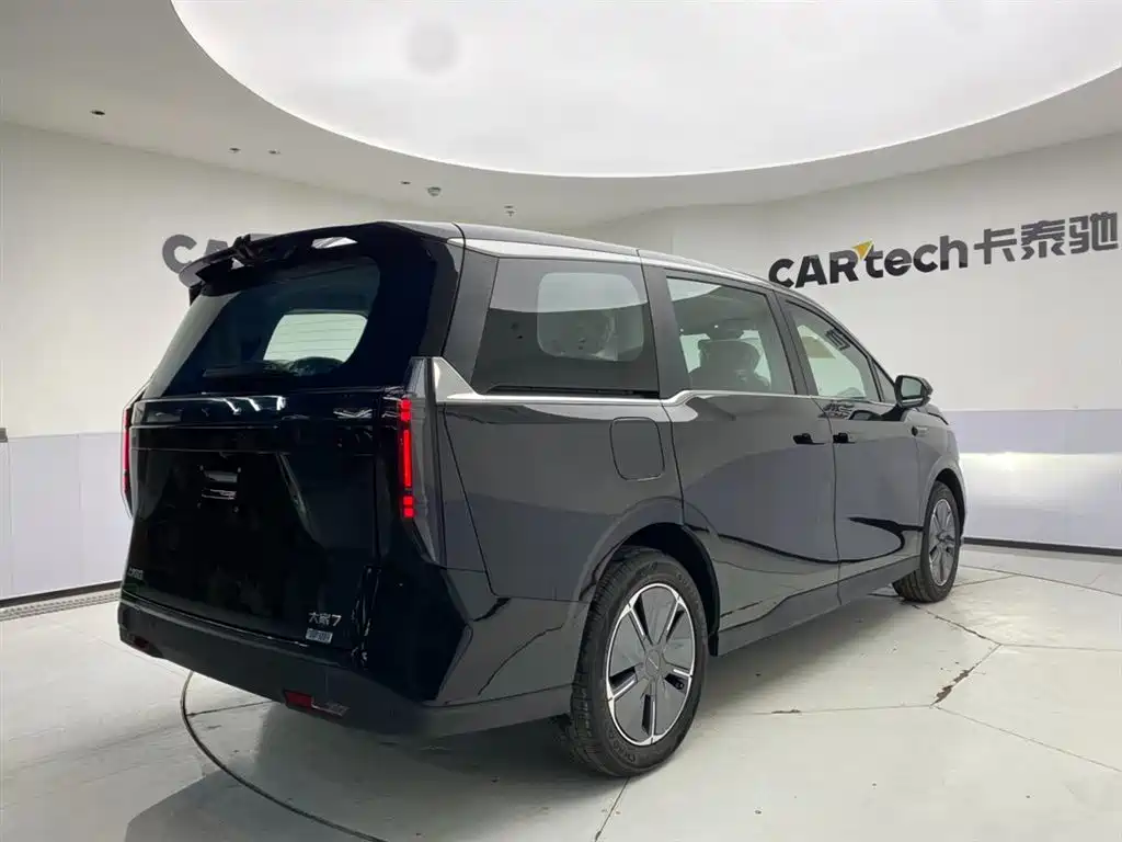 SAIC MAXUS EVERYONE 7