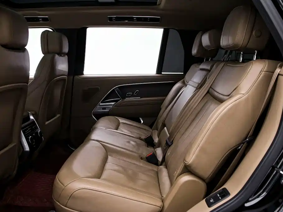 Land Rover Range Rover — миниатюра 17