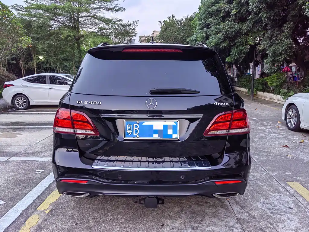 Mercedes-Benz GLE (Import) — миниатюра 12