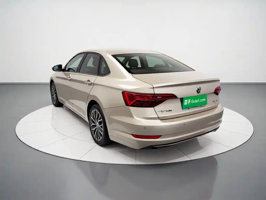 Volkswagen Sagitar — миниатюра 4