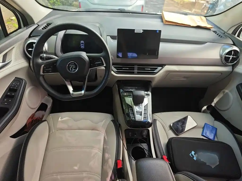 BYD Yuan Pro — миниатюра 13