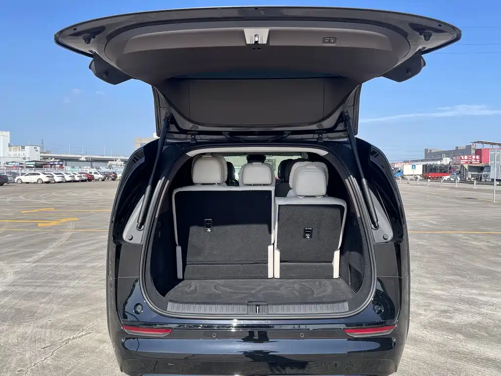 Li Auto Li MEGA — миниатюра 34