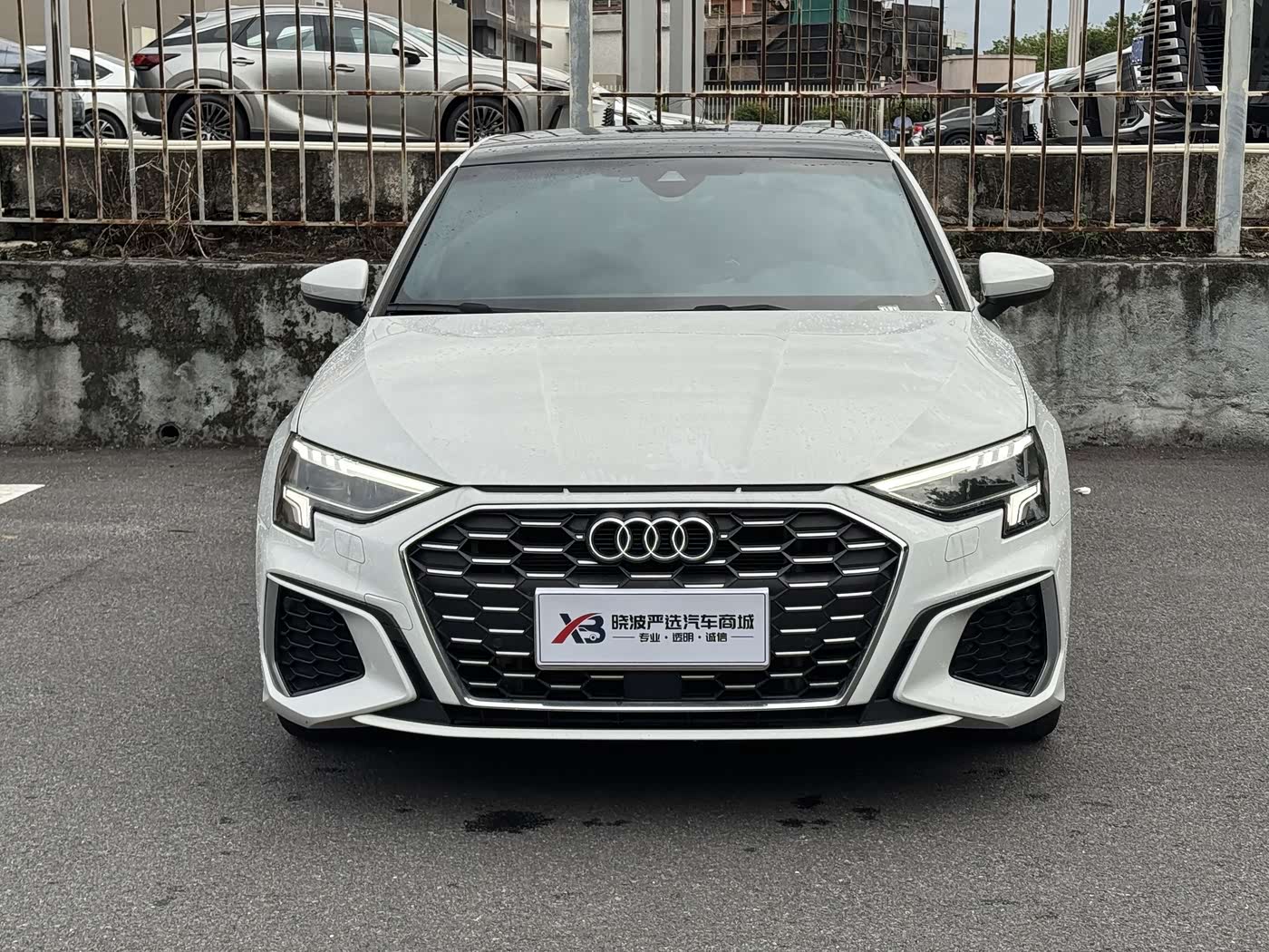 Audi A3 1.4 л 2024 г. Белый, пробег 20800 км