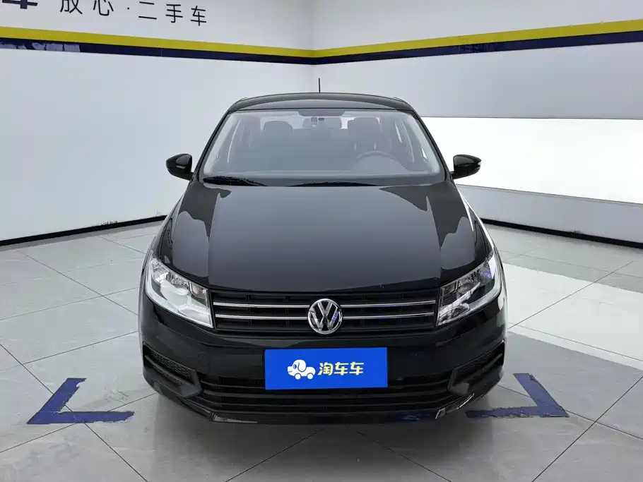 Volkswagen Santana — миниатюра 2
