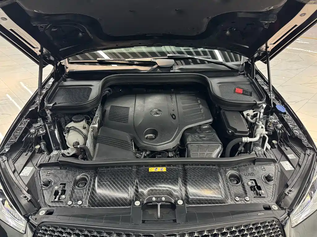 Mercedes-Benz GLE (Import) — миниатюра 13