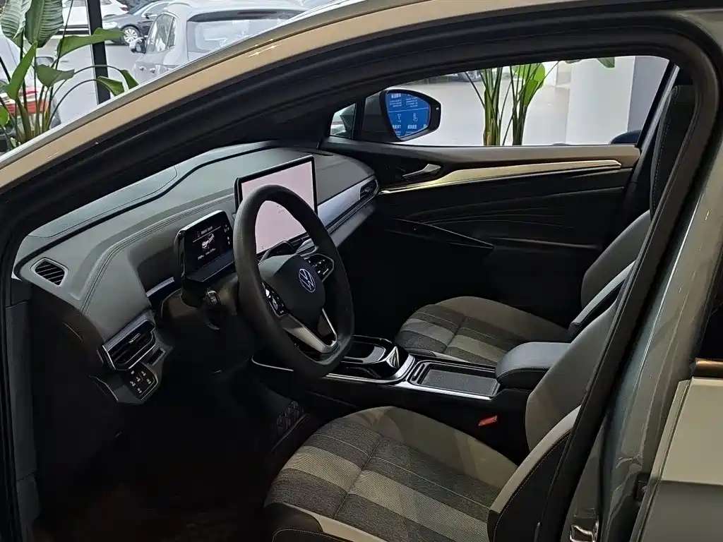 Volkswagen ID.4 Crozz — миниатюра 9