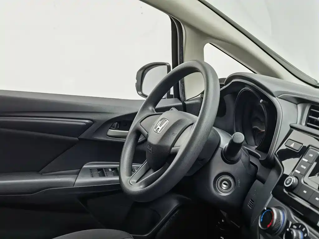 Honda Fit — миниатюра 22