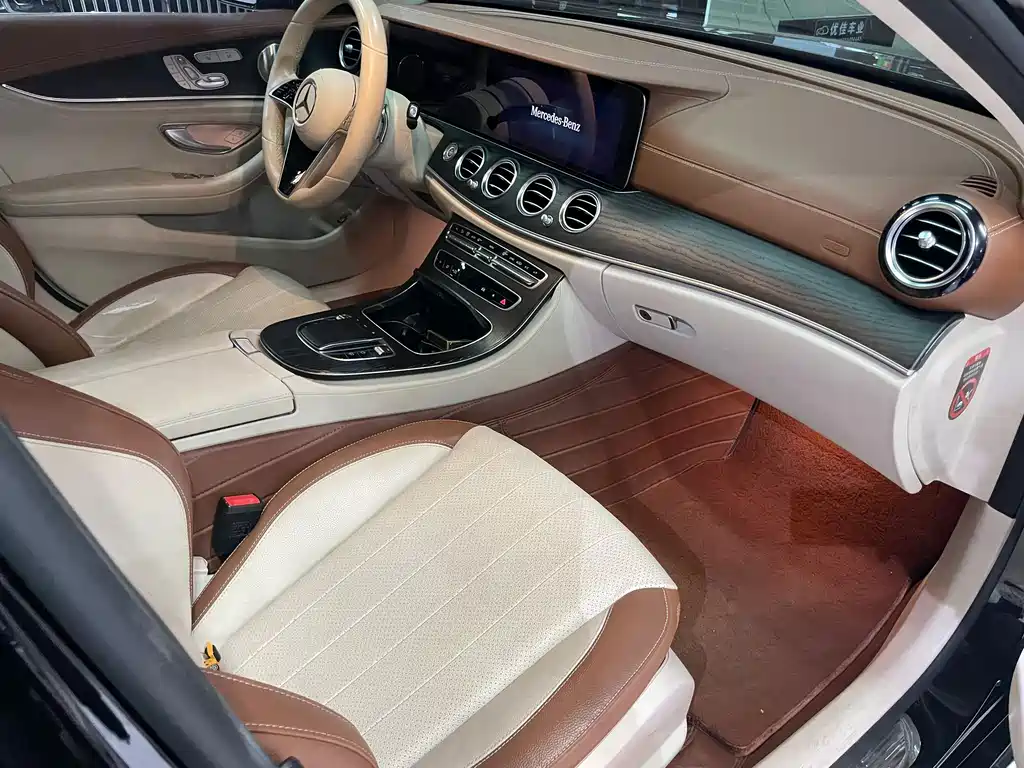 Mercedes-Benz E-Class — миниатюра 9