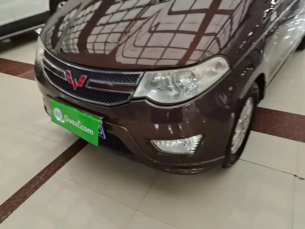 Wuling Hongguang — миниатюра 24