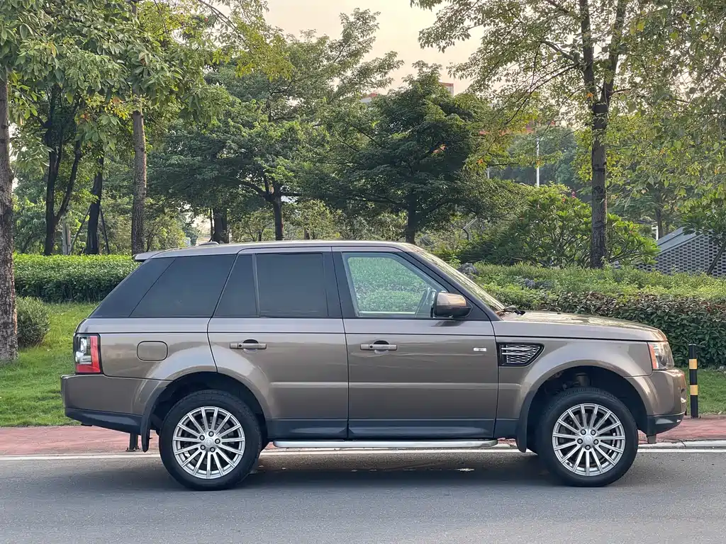 Land Rover Sport — миниатюра 17