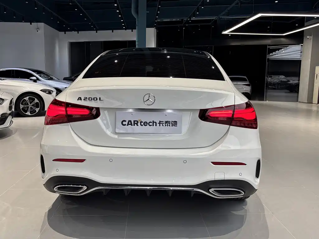 Mercedes-Benz A-Class — миниатюра 8