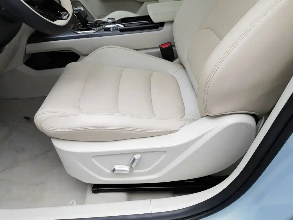 Geely Icon — миниатюра 20