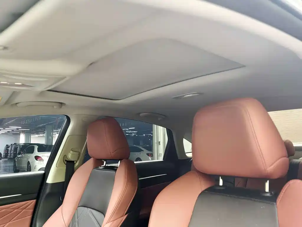 Changan Eado — миниатюра 12
