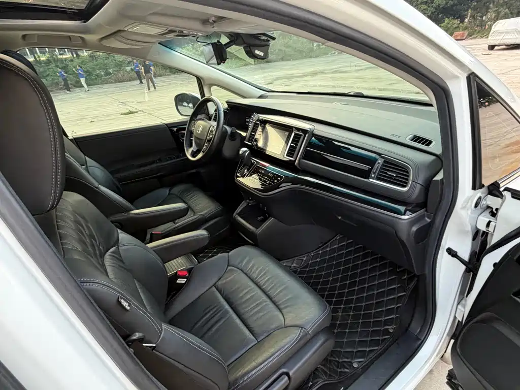Honda Elysion — миниатюра 16