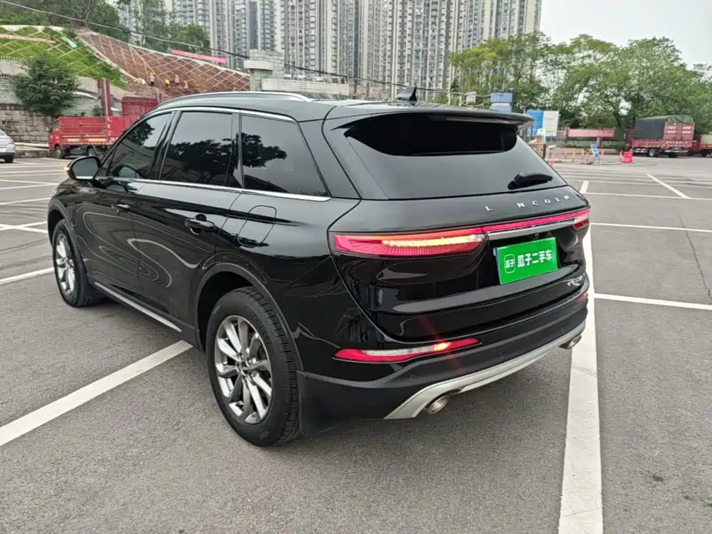 Lincoln Corsair — миниатюра 5