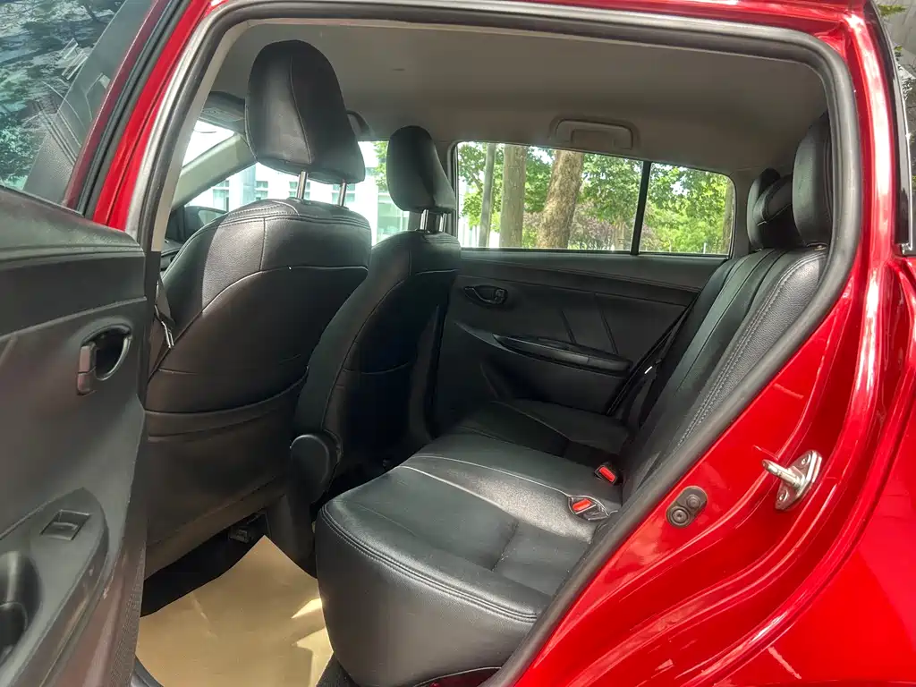 Toyota Vios FS — миниатюра 11