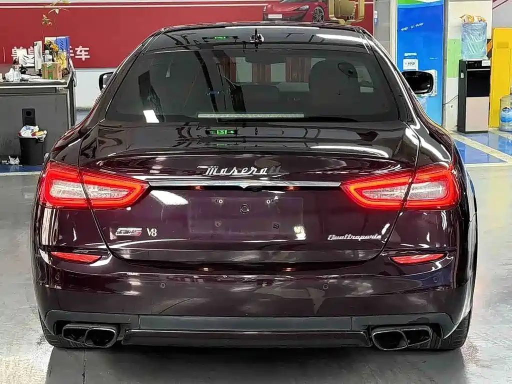 Maserati Quattroporte — миниатюра 8