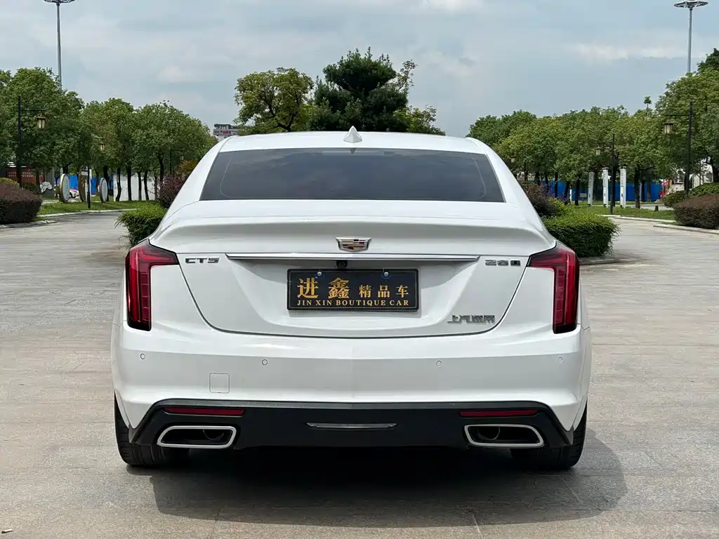 CADILLAC  CT5