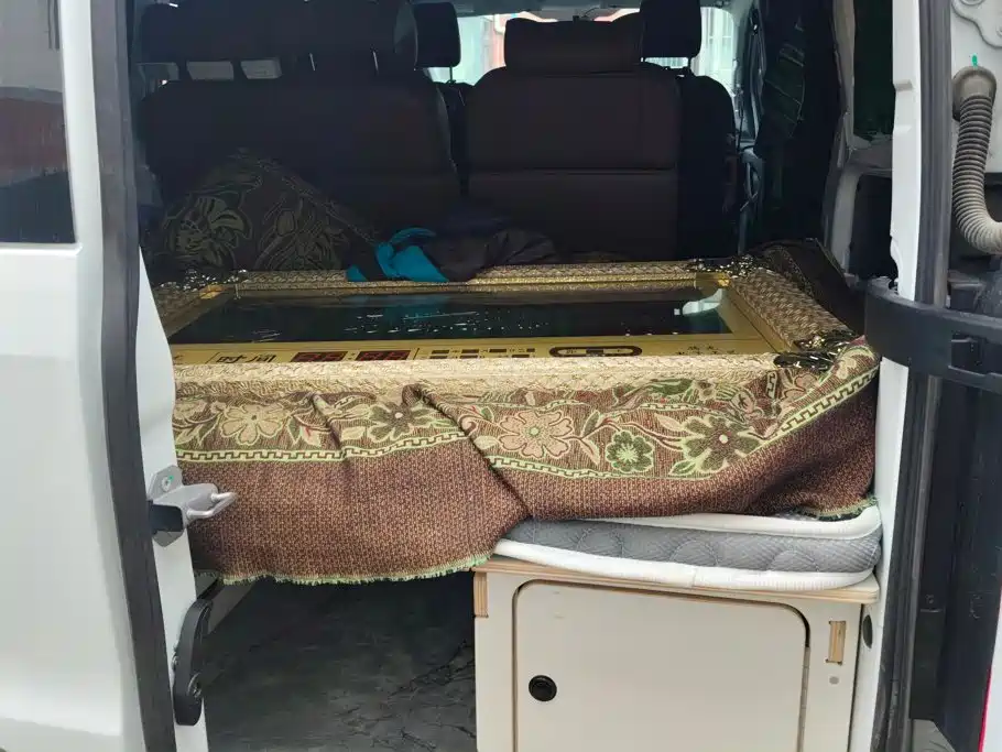 Ford Transit — миниатюра 4